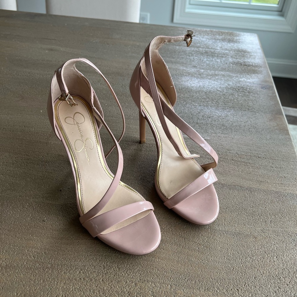 Jessica Simpson Nude Pink Heels